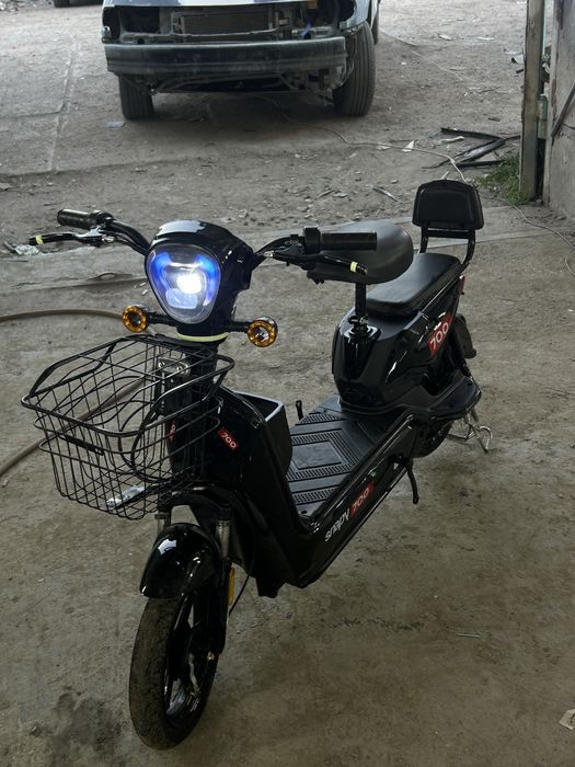 Электро скутер Snapy 700W