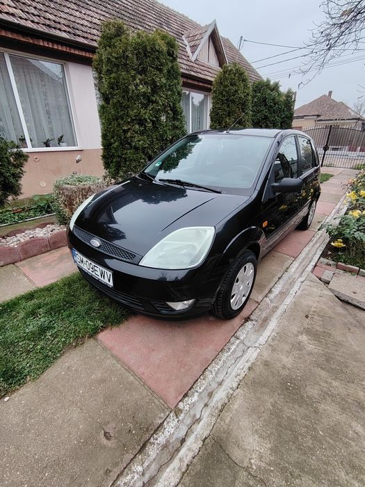Ford fiesta 1.4 benzina 2003 INMATRICULAT