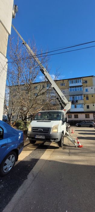 Inchiriez nacela / macara 18 m