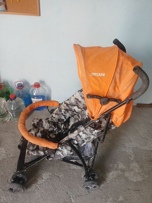 Vând cărucior bebe pliabil