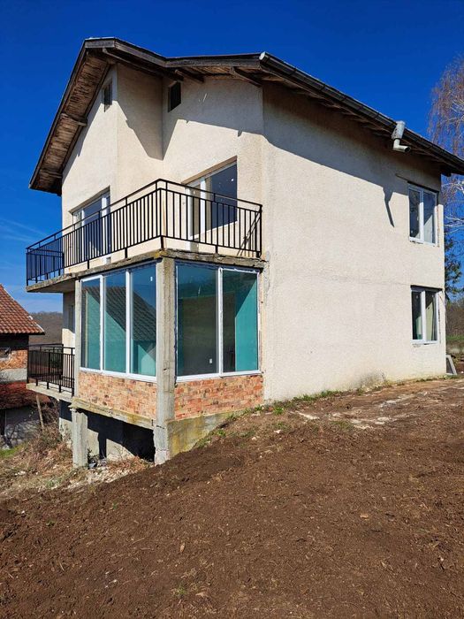 Продава се Къща в с. Ясна поляна, Област Бургас - 150 кв.м за 467 €/кв.м - Снимка #2