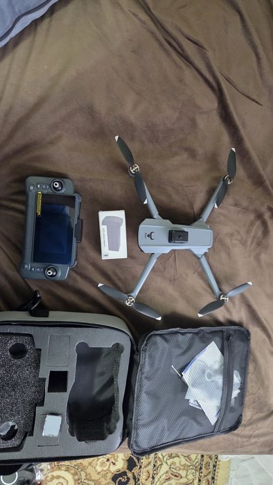 Продам дрон  новый .