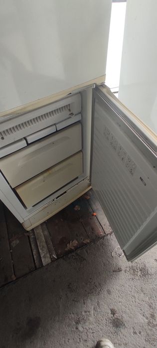 Холодильник большой с доставкой