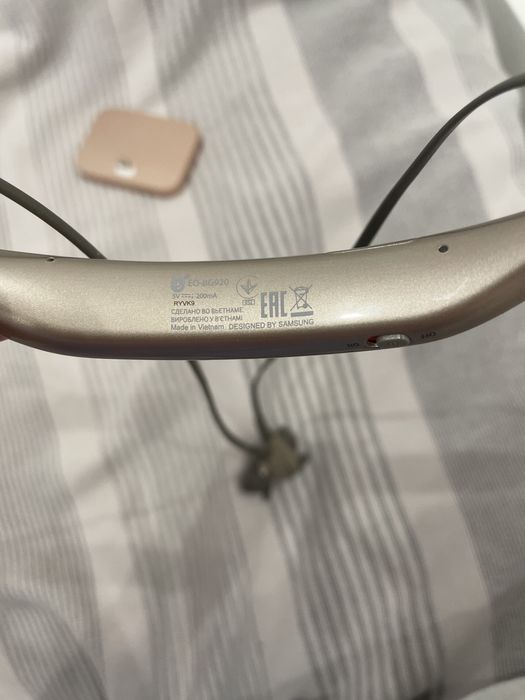 Samsung level наушники