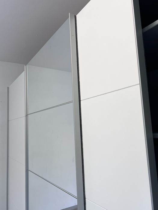 Dressing/Dulap 270/207/63 cm 3 usi culisante alb mat/oglinda
