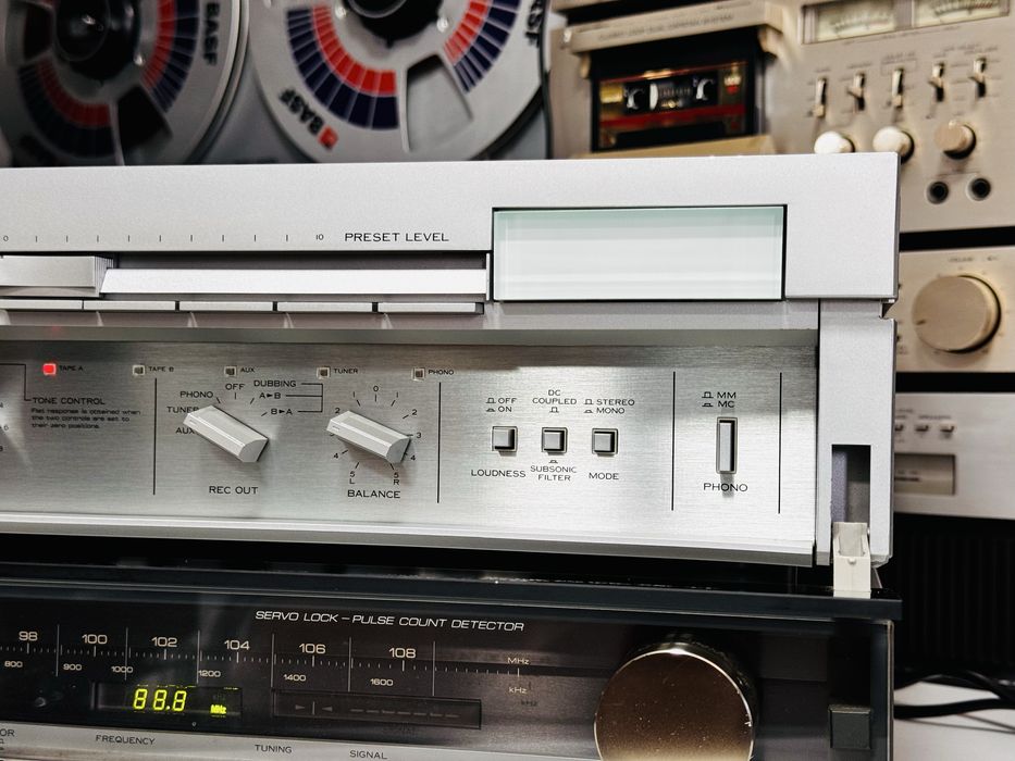 Tuner cap de serie KENWOOD KT-900,Japan,anii 1980,stere,recepție bună