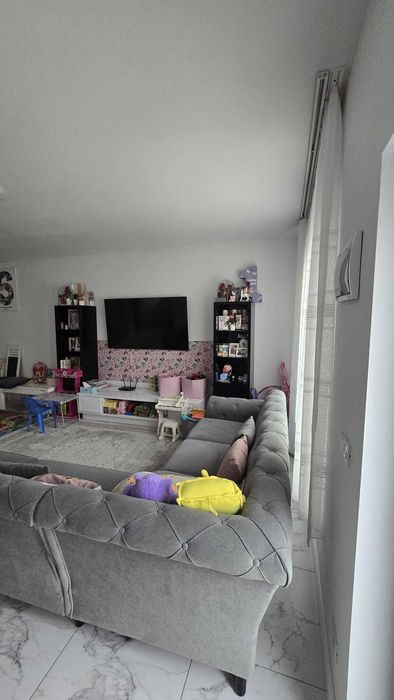 Casă tip duplex de vânzare – 198 mp, Rădăuți