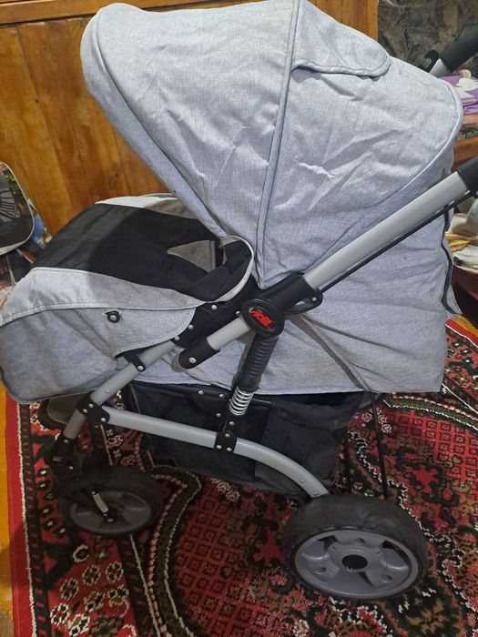 Kolyaska yangi mustahkam