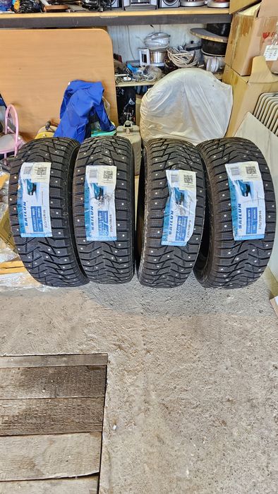 Автошины шипованые новые 235/70 R16