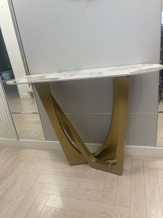 Продам срочно консоль