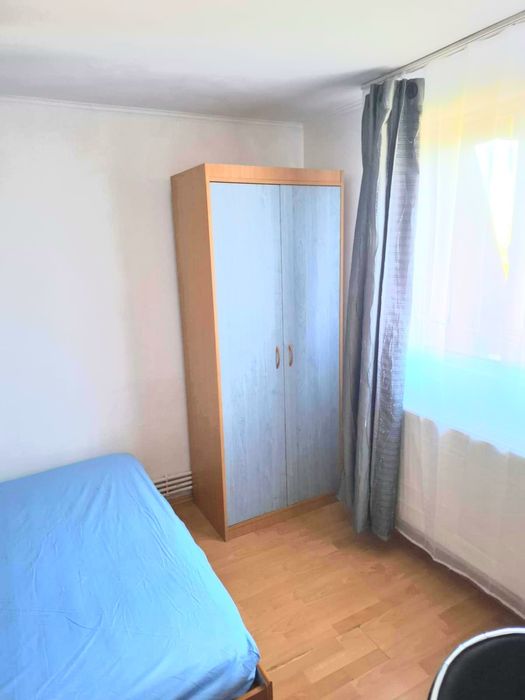 Camera libera in apartament cu 2 camere Mircea cel Bătrân