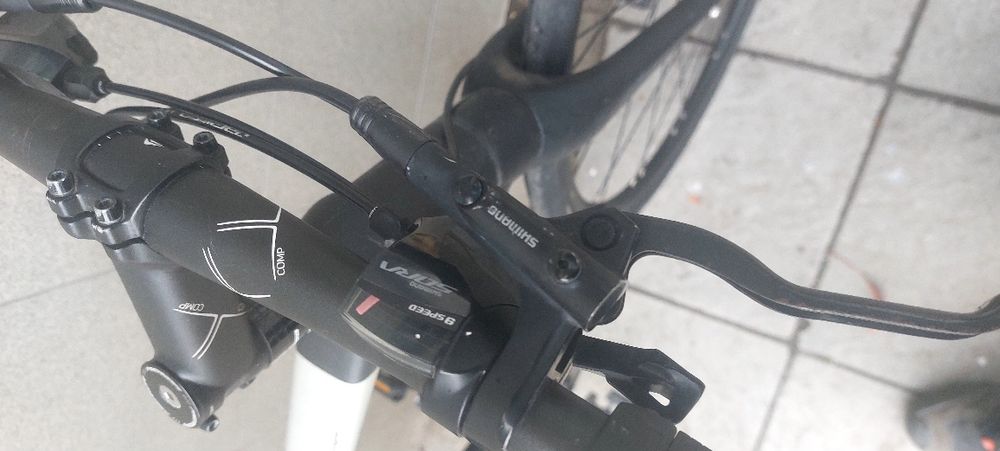 Продавам   алуминиев велосипед Merida   28 цола,53 см