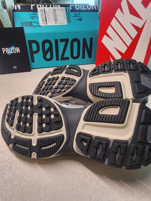 Продам кроссовки Nike оригинал.