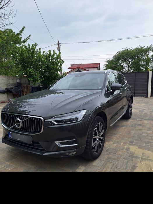 Volvo XC60 inscription