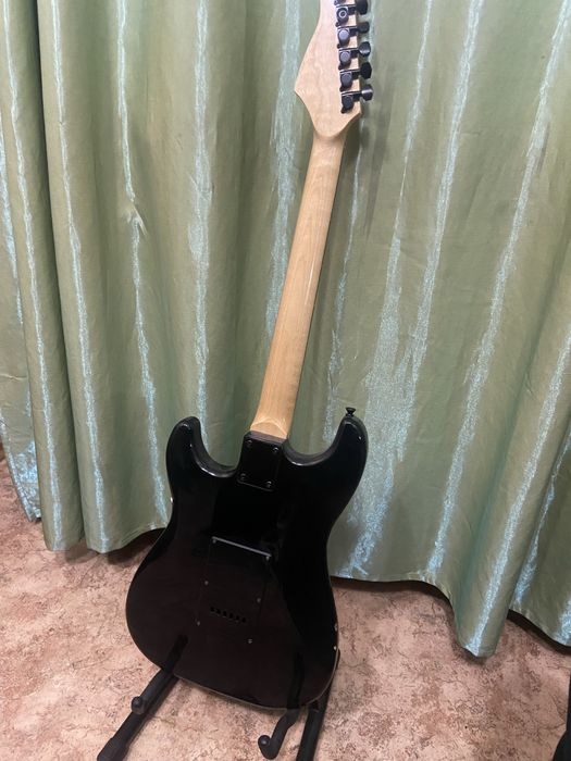 Электрогитара Rockdale