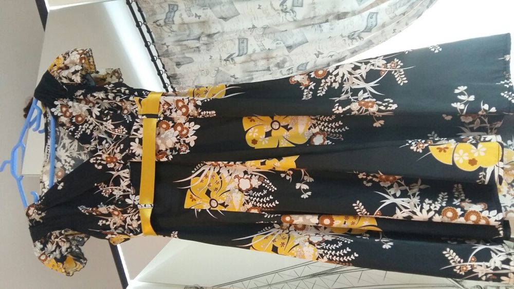 Rochița elegantă