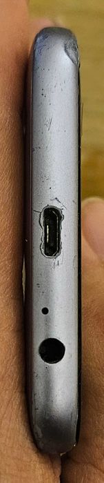 Samsung j6 2018 1sim, 3gb RAM, 32gb ROM