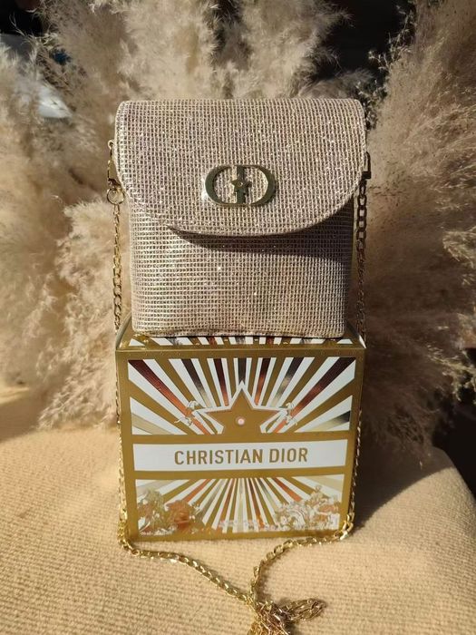 DIOR чанта с кутия
