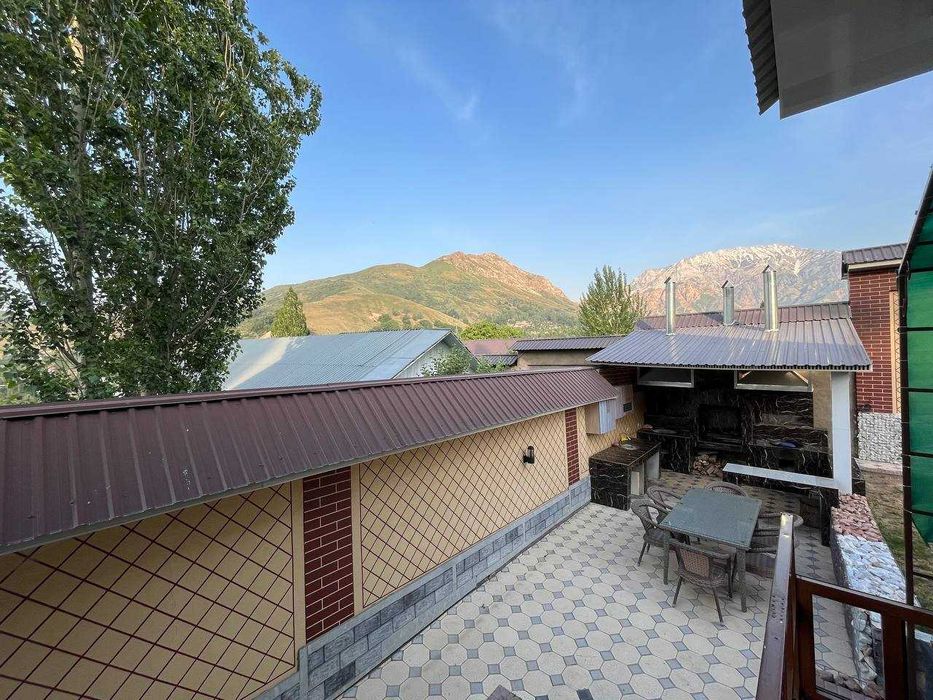 Продаётся дача в Чимгане 5.5 соток