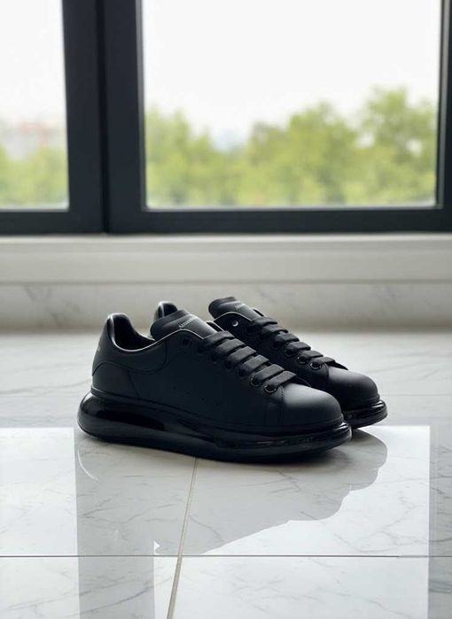 Adidasi Alexander McQueen Negru - Perna de aer - PREMIUM
