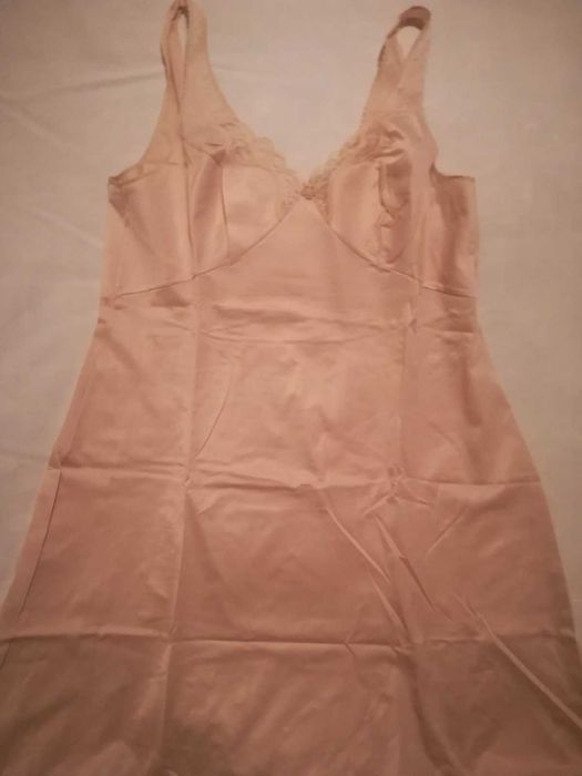 луксозни нощници(комбинезони) triumph