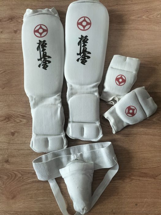 Продам кимоно с защитами