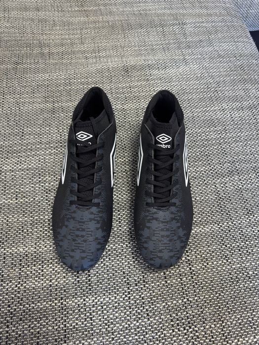 Ghete de fotbal Umbro