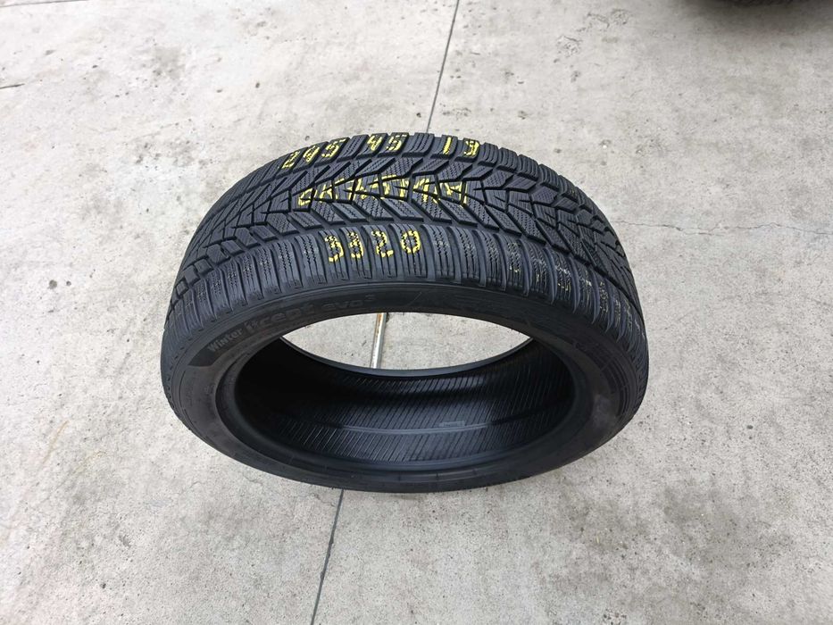 O anvelopa iarna 245 45 19 hankook winter I*cept evo3 profil 7,5 mm