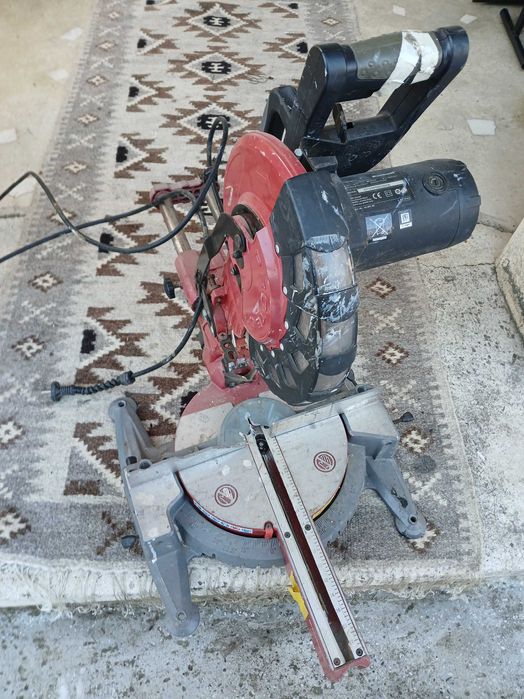 Ferestrau circular stationar pendular Einhell