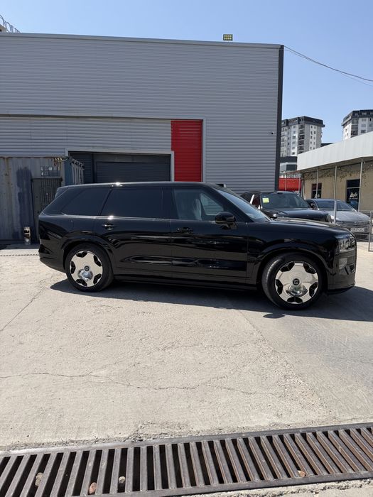 Zeekr 9X 2026 yil. Perechislenya bor. Garantiya bor