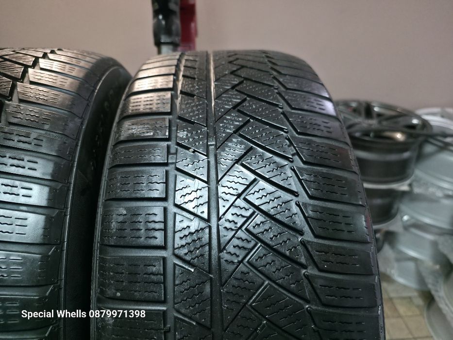 225/50R17 Continental