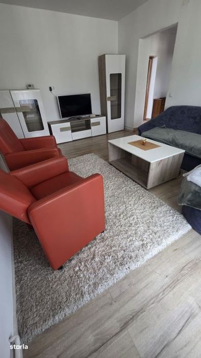 Apartament 3 camere, zona centrala, 2 balcoane, disponibil imediat
