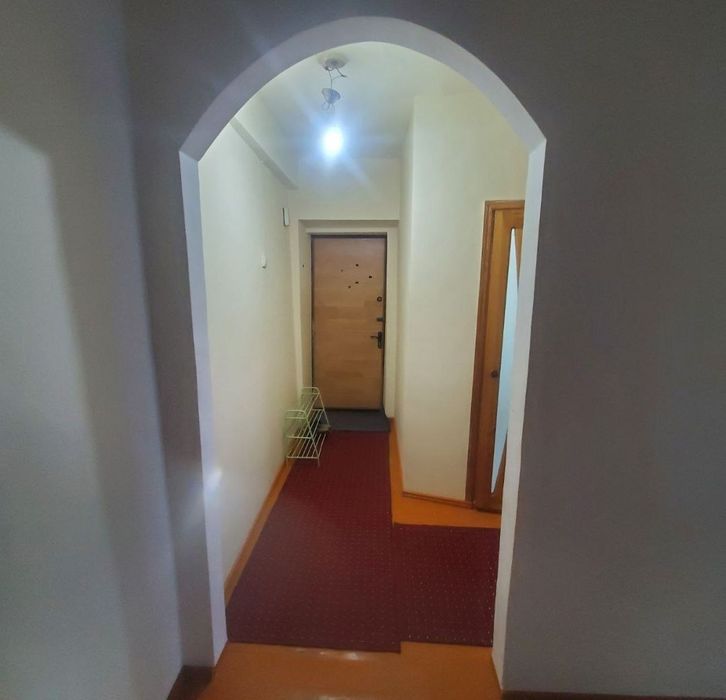 Yunusobod shaxriston 2/4/4 kirpich 2/6 balkon