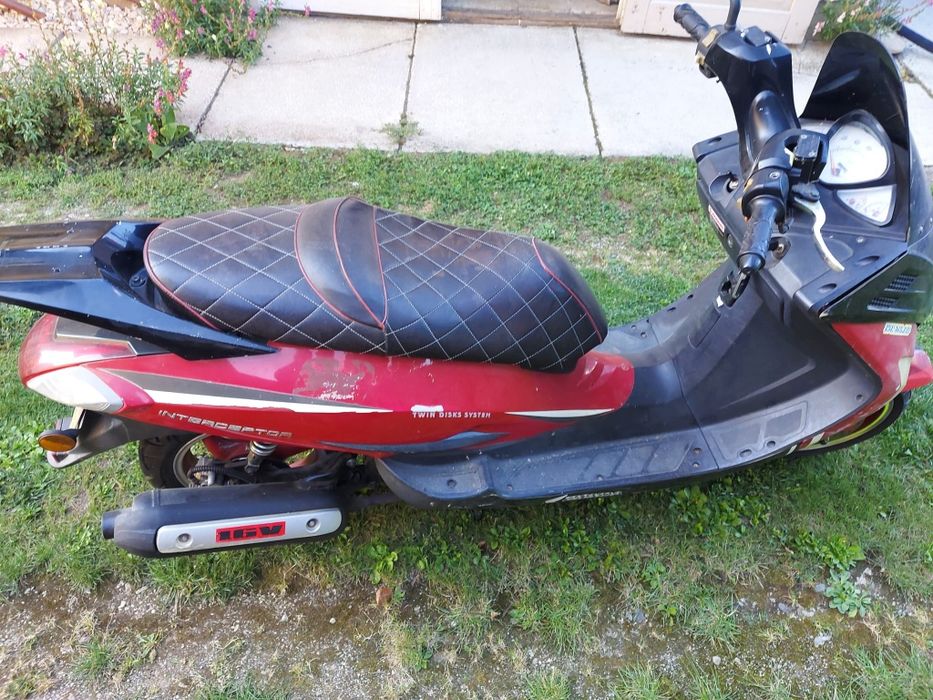 Scutere de vanzaré 80 cm in acte de 50. Carte identitate