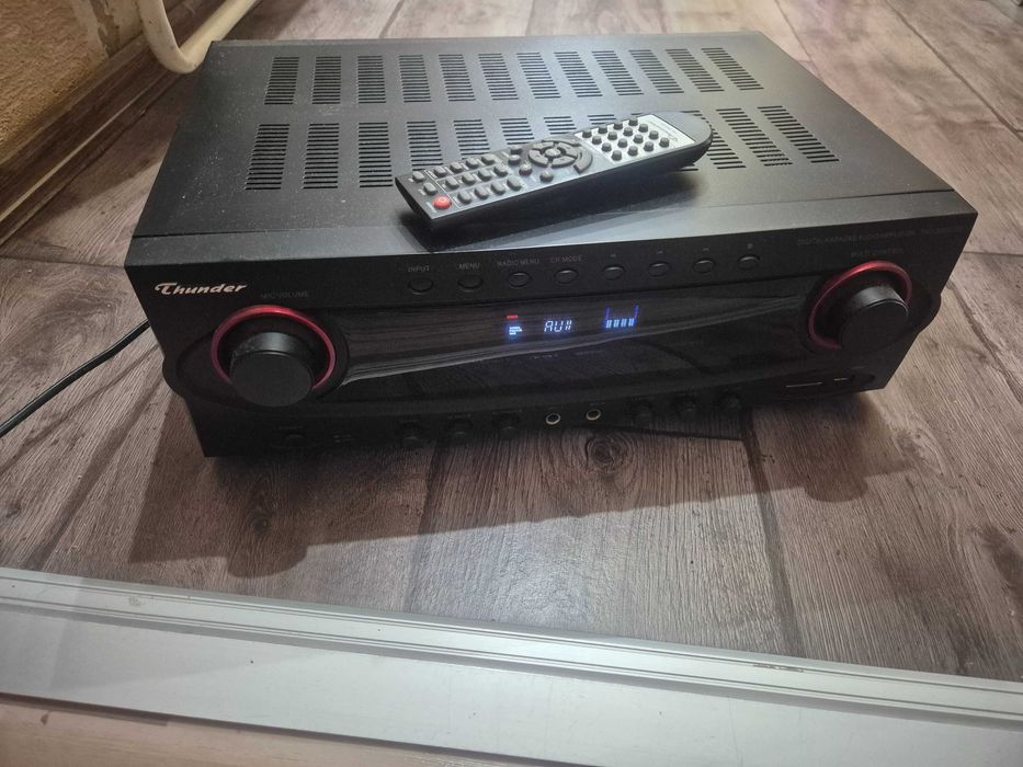 Усилвател  Thunder THC-2003