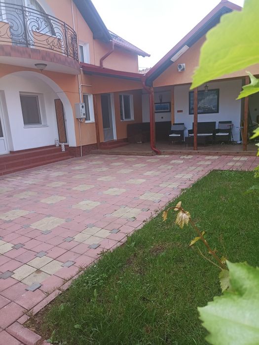 Închiriere Vila Rasnov