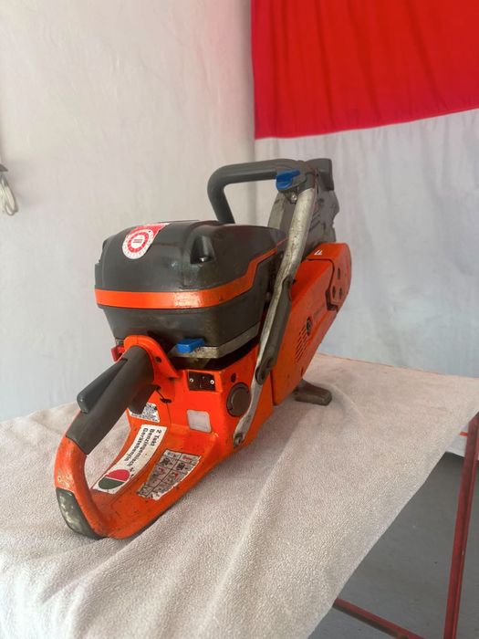 Drujba debitat beton Husgwarna K970