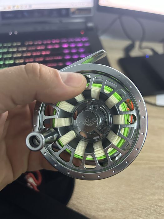 Lanseta la musca + molineta + mustea confectionate manual