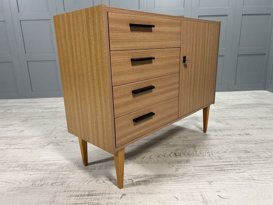 Винтидж скрин 3К Mobel от 80-те Г