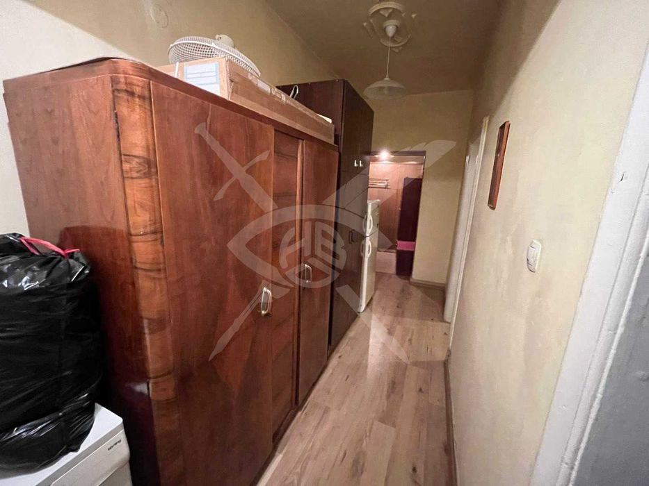 Продава се Двустаен апартамент в Пловдив, Център - 75 кв.м за 2054 €/кв.м - Снимка #7