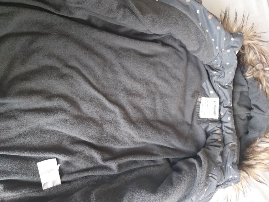 Куртки на девочку