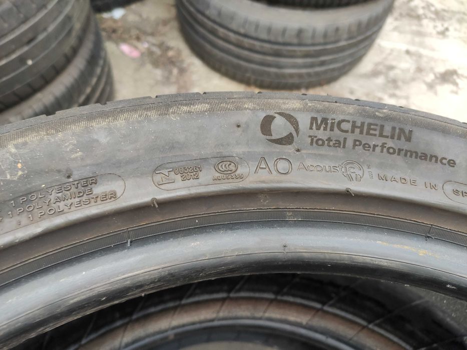 2бр Летни гуми 245 45 19 - Michelin