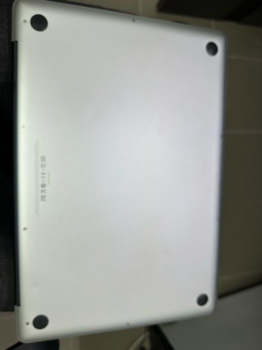 Macbook pro 15 intel core i7 ram 8gb hdd 1tb