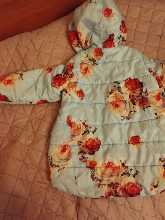 Детско яке с качулка за момиче, размер L .