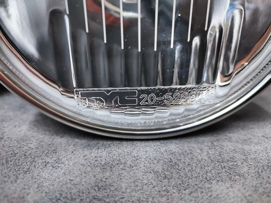 Фары BMW E34 TYC новые