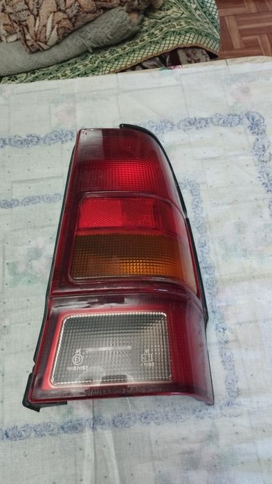 Правый Фонарь задний стоп Мазда 626 универсал Оригинал