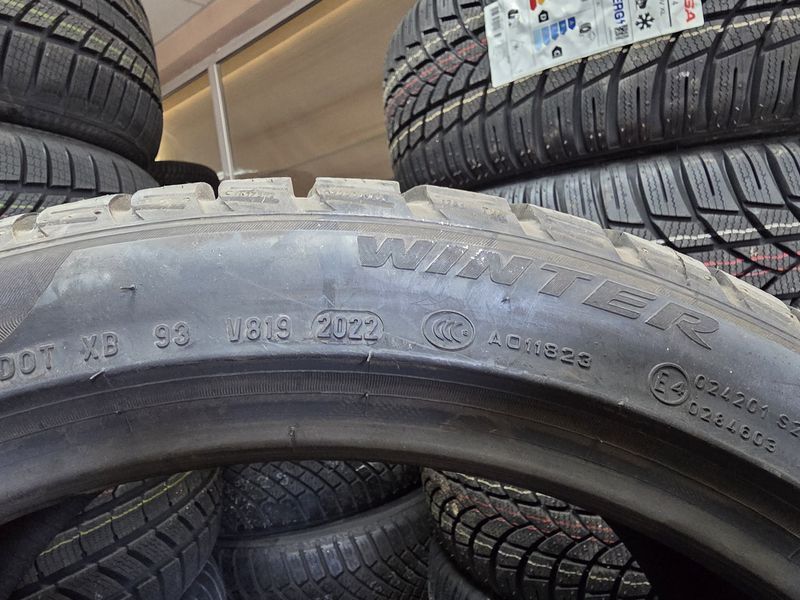 245/40/19 PIRELLI 4бр