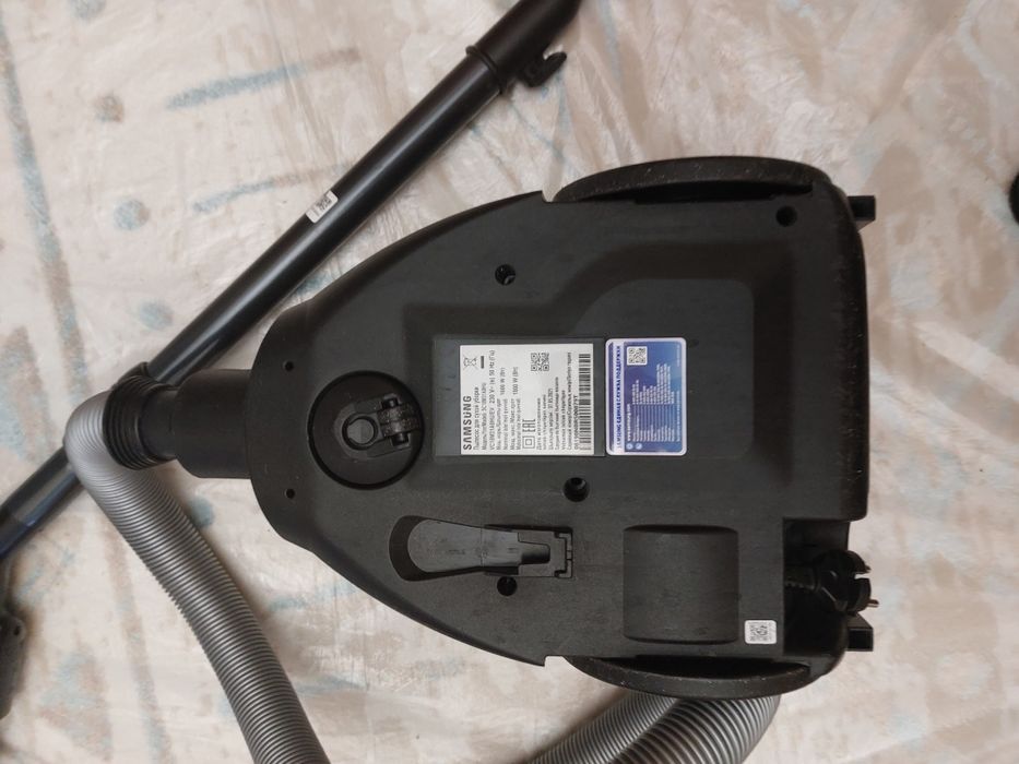 Продаётся пылесос Самсунг б/у