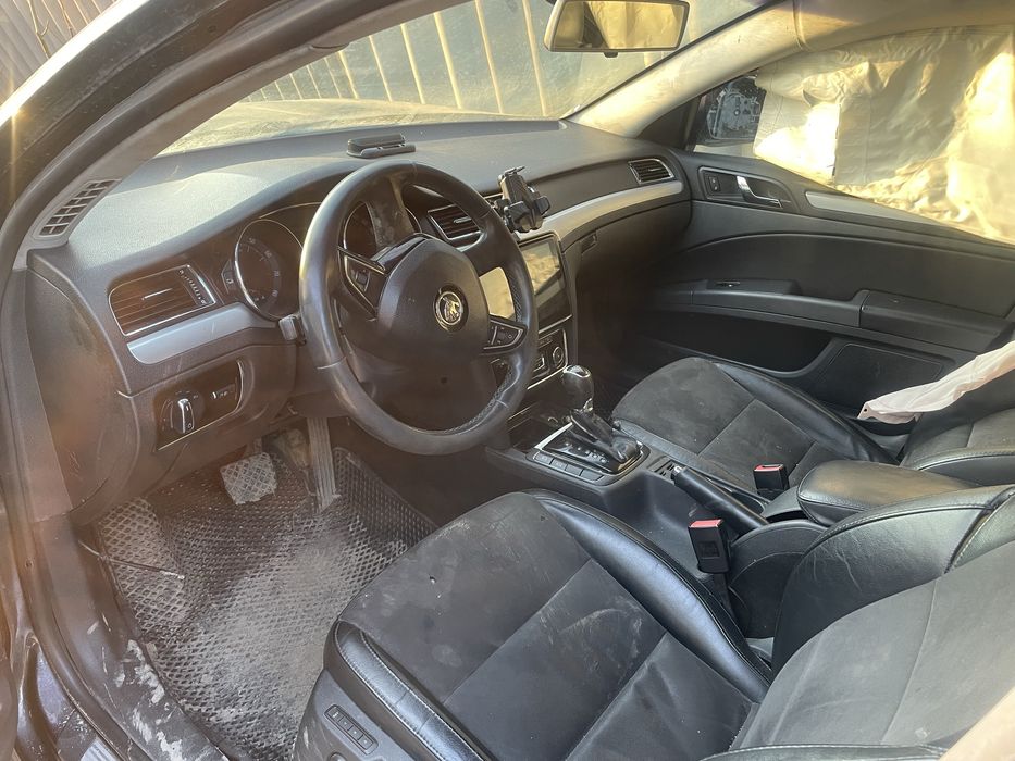 Skoda Superb 2014 2л турбо