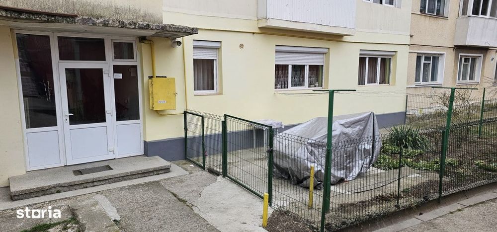 La parter in centrul Targu Ocnei — investitie sau acasa, tu decizi